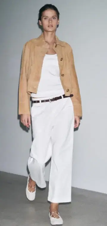 ZARA 크롭 기장 치노 팬츠 ZW 컬렉션 화이트