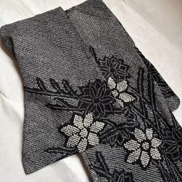 조임 겉옷 블랙