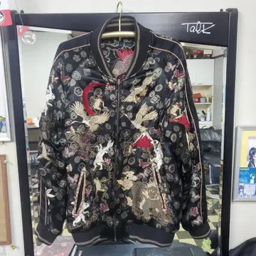 자수 장식 블랙 스카잔