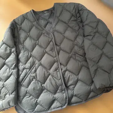 유니클로 울트라 라이트 다운 릴랙스 자켓