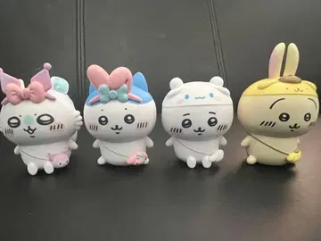 치이카와 x 산리오 피규어 4개 세트