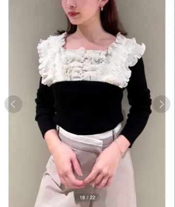 SNIDEL 스나이델 플리츠 도킹 풀오버