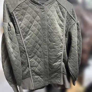 퀼팅 블루종. 카키색입니다.