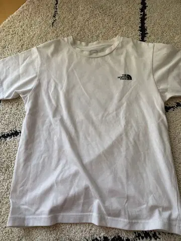 THE NORTH FACE 화이트 티셔츠