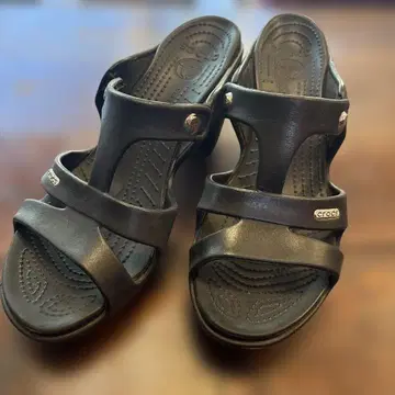 crocs 사이플러스 블랙 샌들 힐 w9 사이즈 25cm