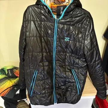 BILLABONG 블랙 다운 자켓 M