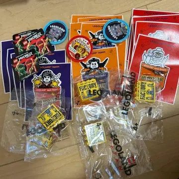 레고랜드 스티커와 미니 피규어 6개