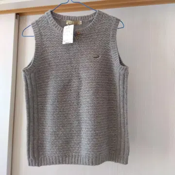 크로커다일 그레이 니트 베스트 버튼 포함 택 포함 미사용 새상품