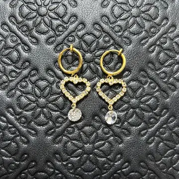 반짝반짝 흔들리는 하트 x 스톤 골드 귀찌