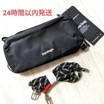 topologie 토폴로지 블랙 숄더백 보틀 사코슈