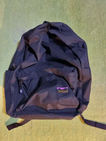 새상품에 가까운 overland 백팩 데이팩 스테디셀러 클래식