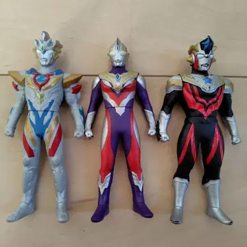 울트라맨 피규어 3체 세트