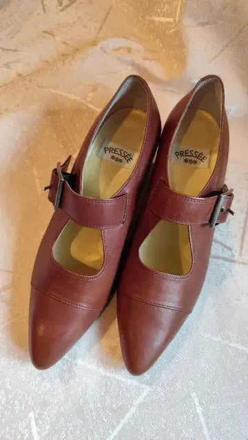 히미코 PRESSEE 신발 브라운 (갈색)