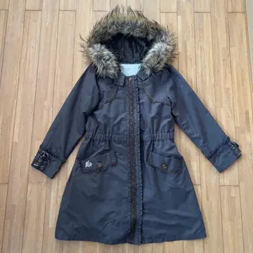 axes femme 카키 퍼 부착 모즈 코트