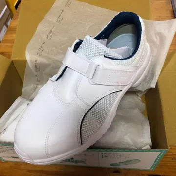 간호화 CSS-01N 25.0 EEE 화이트