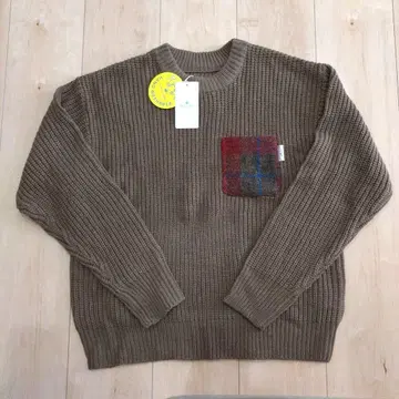 미사용 어반 리서치 서니 라벨 브라운 니트 스웨터