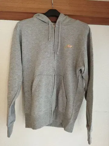 하타 모토히로 후드티 사이즈 M