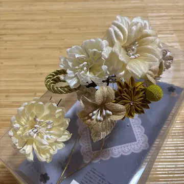 아이보리 꽃 장식 머리 장식 일본 의류용