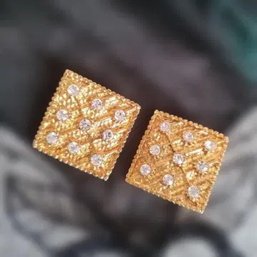 JEAN LOUIS SCERRER의 스퀘어형 클립온 귀찌