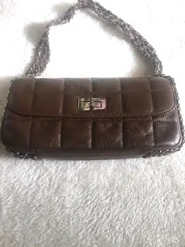 브라운 가죽 숄더백