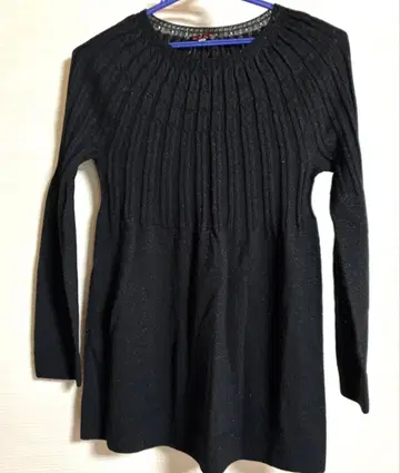 새상품 에베 리브 니트 긴팔 블랙