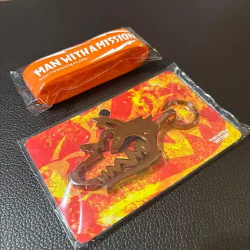 [ 미개봉 새상품 ] MWAM 로고 카라비너 & 덤 고무밴드