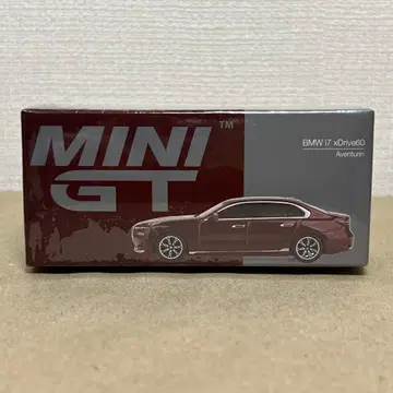 miniGT 1/64 BMW i7 아방튀린 레드