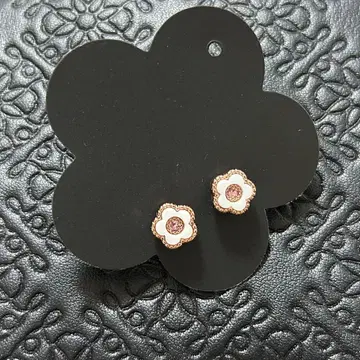 마리콴트 플라워 핑크스톤 꽃무늬 귀걸이