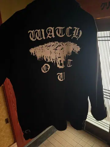 ELVIRA 블랙 집업 자켓