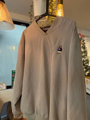 BARU 그레이 V넥 스웨터