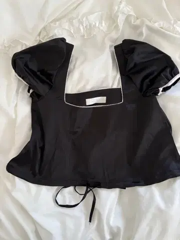 the Virgins french lace crop blous