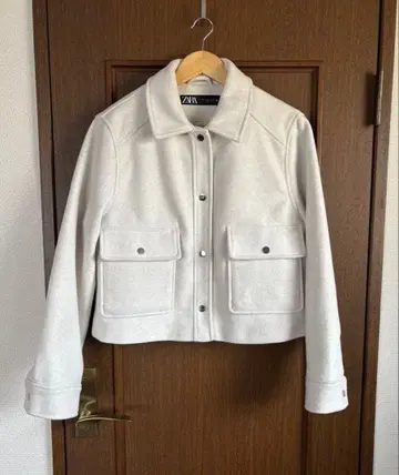 ZARA 소프트 숏 자켓 코트 아이보리 코트 L