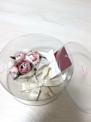 작약 부케 코사지 브로치 파라솔 로즈 꽃다발 핑크하우스