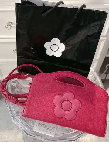 마리퀀트 핸들 부착 2WAY 숄더 퍼스 (퓨샤 핑크)