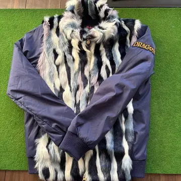 Dance With Dragon 다운 자켓 사이즈 2