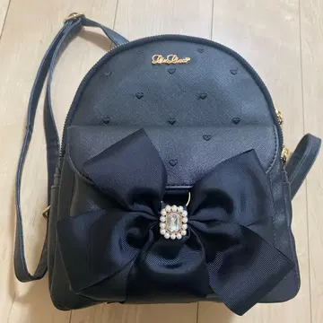 리본 포함 블랙 백팩 리즈리사 RIZ RISA