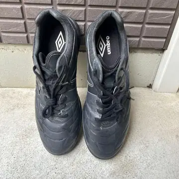 umbro ACCERATOR TR WIDE 축구 트레이닝 슈즈