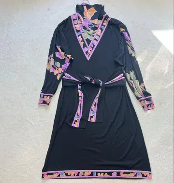 LEONARD 레오나르 꽃무늬 터틀넥 벨트 포함 원피스 L 상당