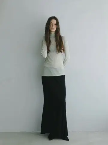 랜덤 리브 롱 머메이드 스커트 블랙