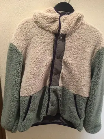 POWER TO THE PEOPLE 보아 자켓 후드 부착