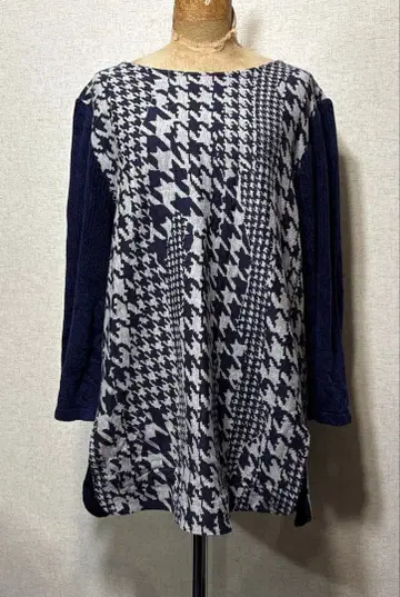 Gabardine K.T 8부 소매 티셔츠 17 새상품급