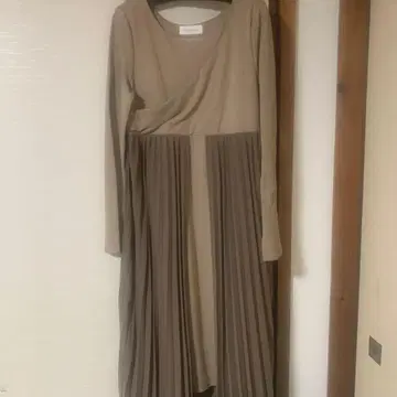 엘레강트한 랩 스타일 긴팔 원피스