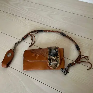 가죽 장지갑 스네이크 스킨 장식 바이크