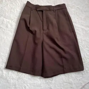 [ 겨울 ] 로리즈팜 브라운 하프 팬츠