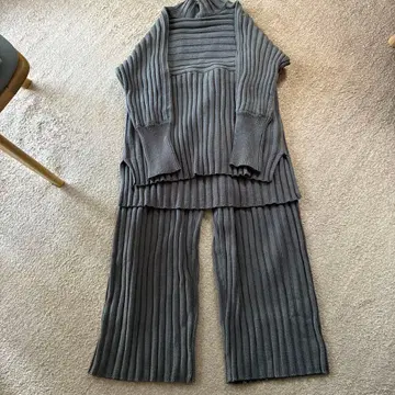 FREAK'S STORE 그레이 리브 셋업