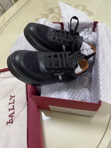 [ 새상품 ] Bally 스니커즈 US7
