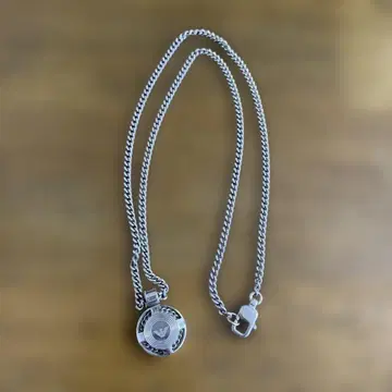 아르마니 실버 체인 목걸이 원형 펜던트