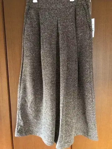 새상품 코에 자카드 가우초 팬츠 프리 사이즈