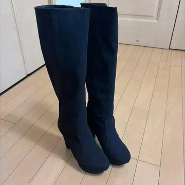 블랙 스웨이드풍 롱 부츠 하이힐