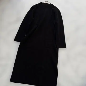 새상품급 theory luxe 보틀넥 울 롱 니트 원피스 블랙 M